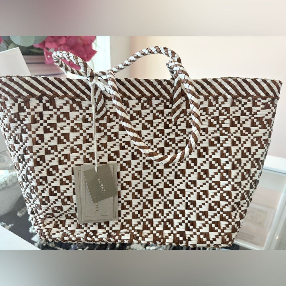 New J.Crew Dragon Brown & White Maorí Basket Small Leather Mesh Handcrafted bag.